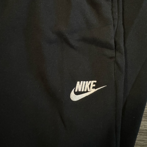 Black Nike Sweatpants - Picture 3 of 4